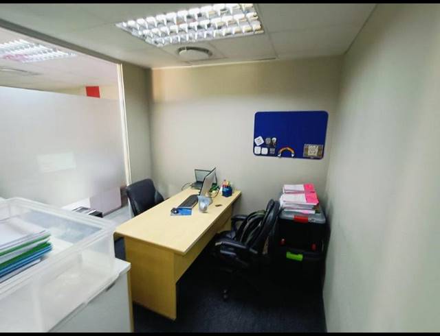 BUSINESS PROPERTY TO RENT IN STRUBENSVALLEI